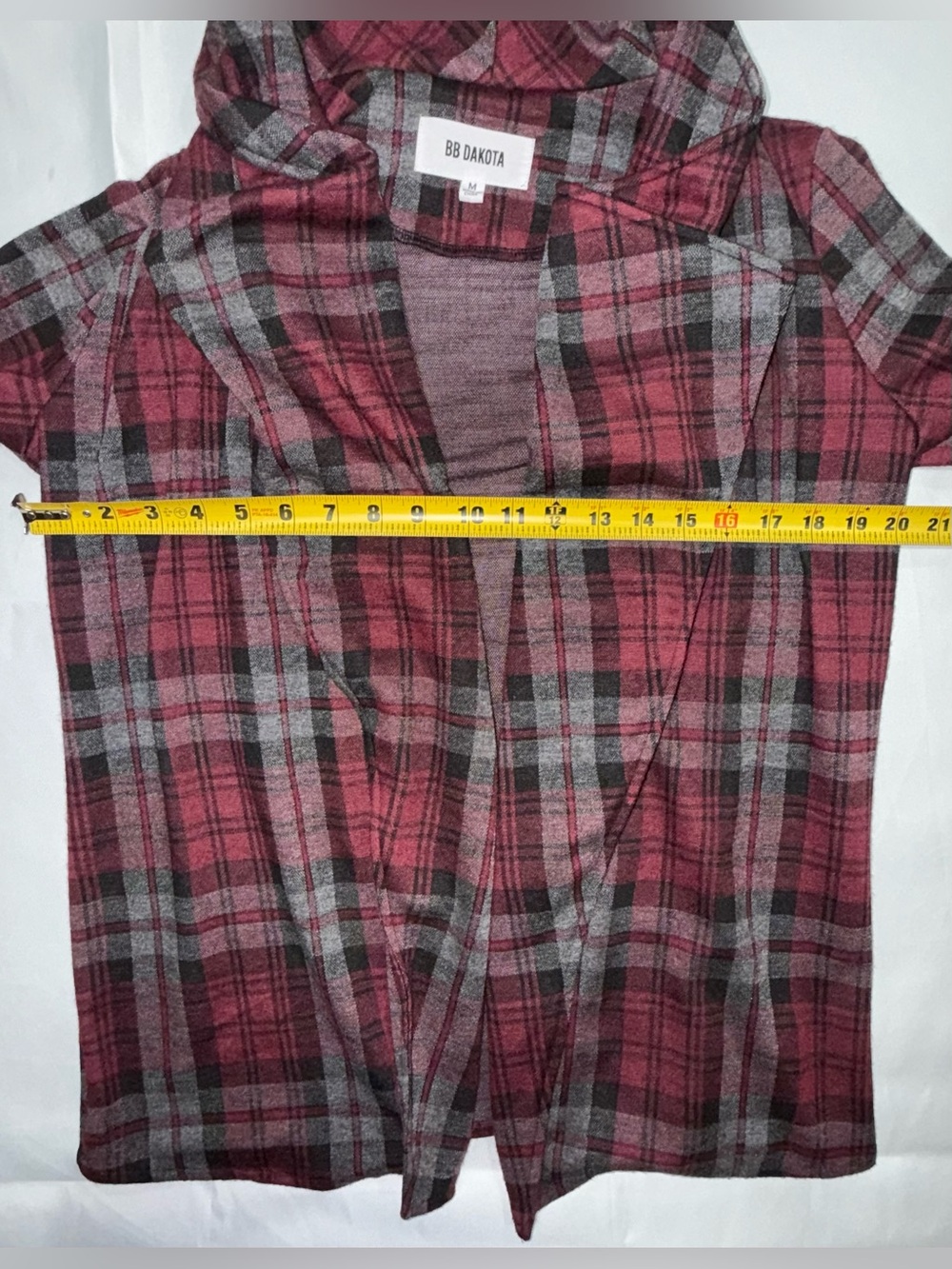 BB Dakota Plaid Drape Front Cardigan Red Grey Open Front Jacket Sweater Medium M - Picture 7 of 8